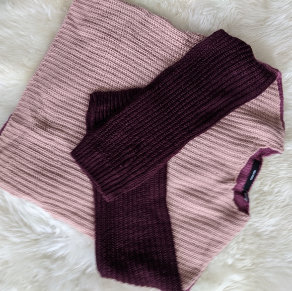 Color Block cropped sweater - Picture 1 of 5